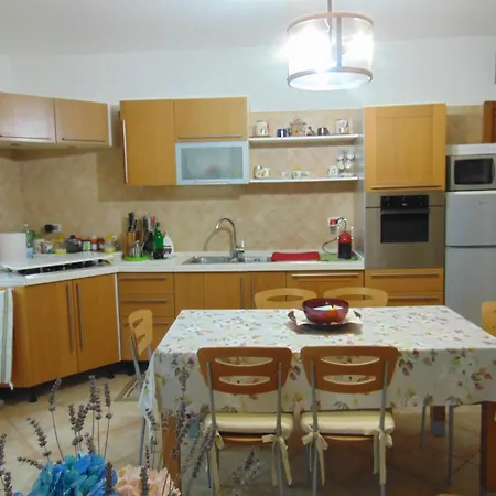 Podere Luma Melograno Farm stay *